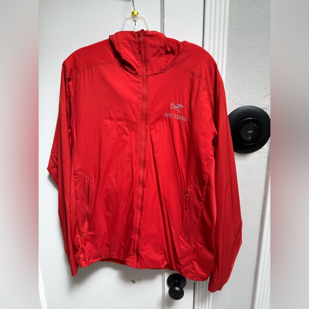 Arc'teryx Atom SL Men’s Hooded Jacket - Red - Medium